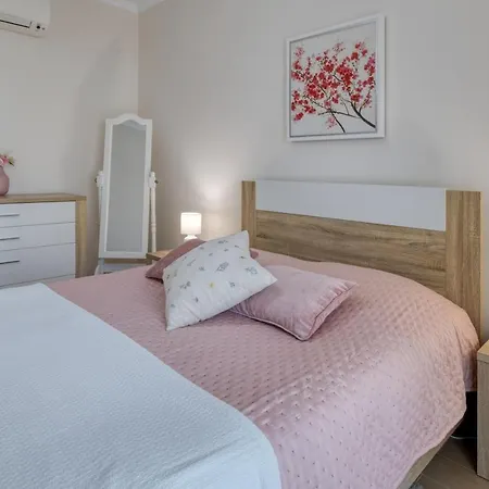 Rocha Prime Luxury Портиман